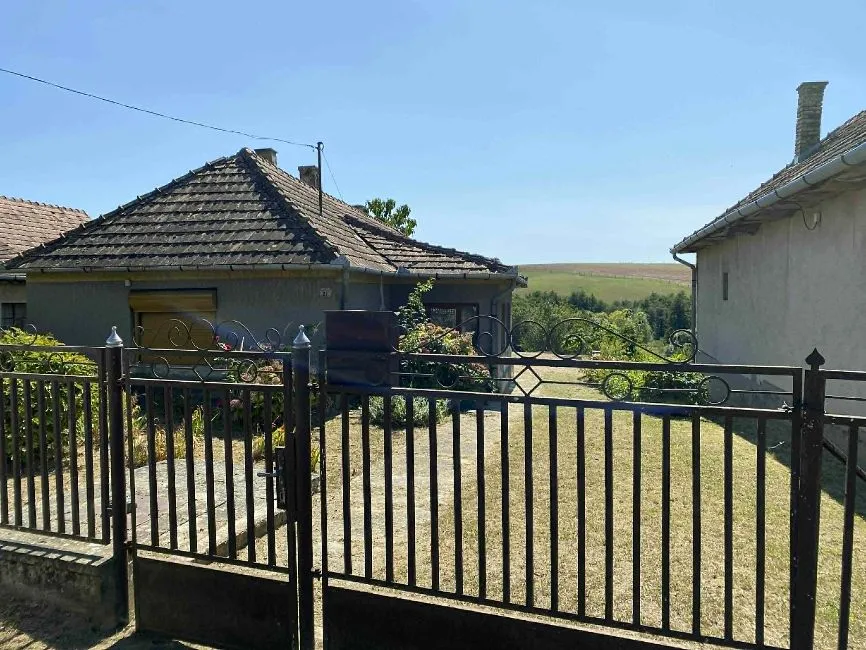 Къща За продажба - 8934 Bezeréd HU Image 1